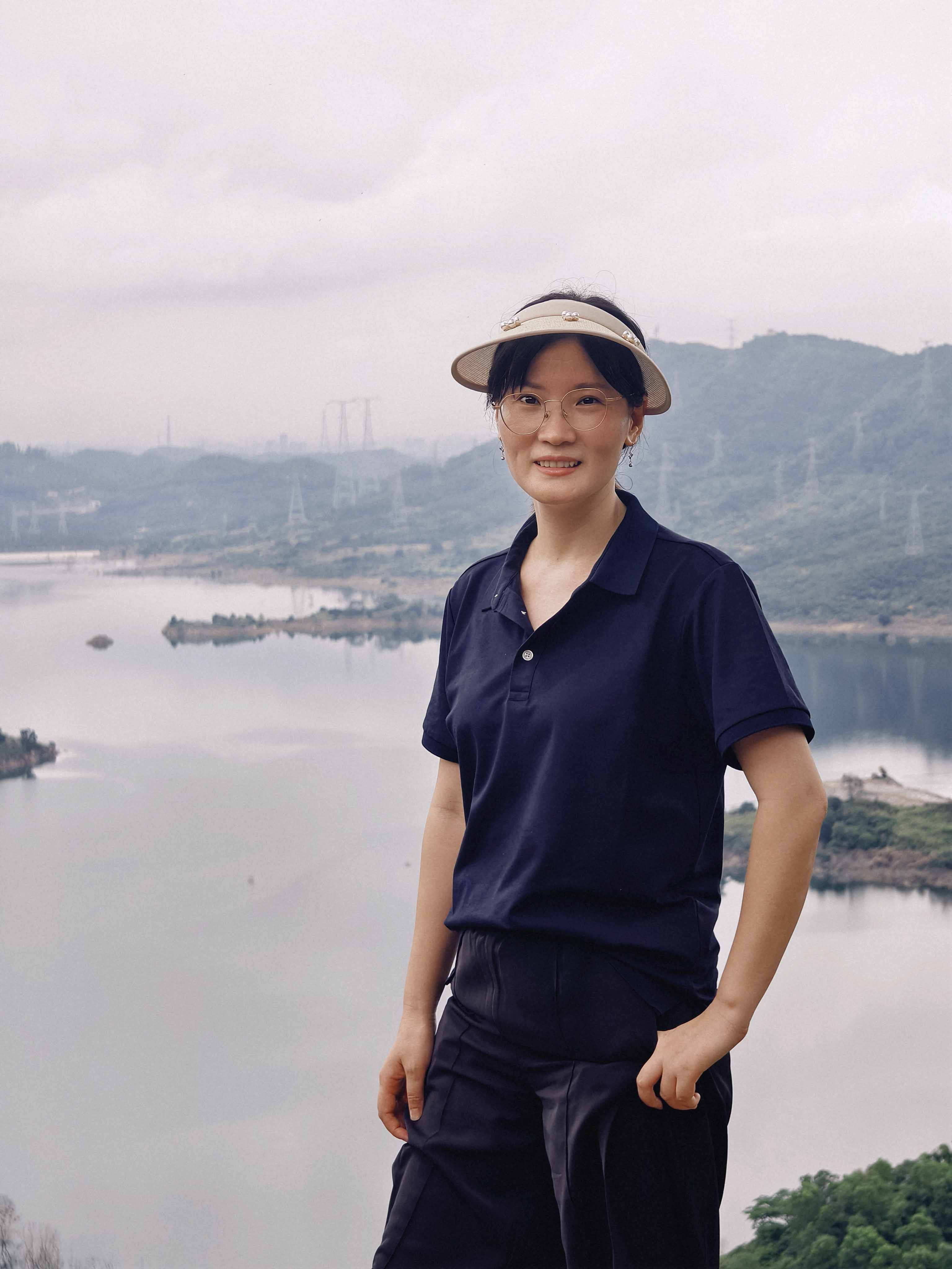 久信達科技公司員工齊聚光明區(qū)蠄蜍石，開啟活力爬山之旅暨團建活動(圖3)